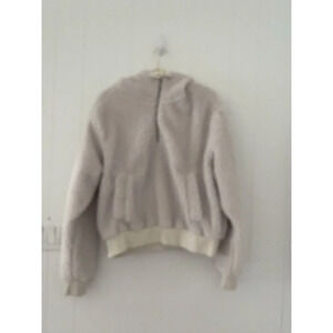 Lululemon Ivory Sherpa 1/4 zip cropped hooded jacket size M/L